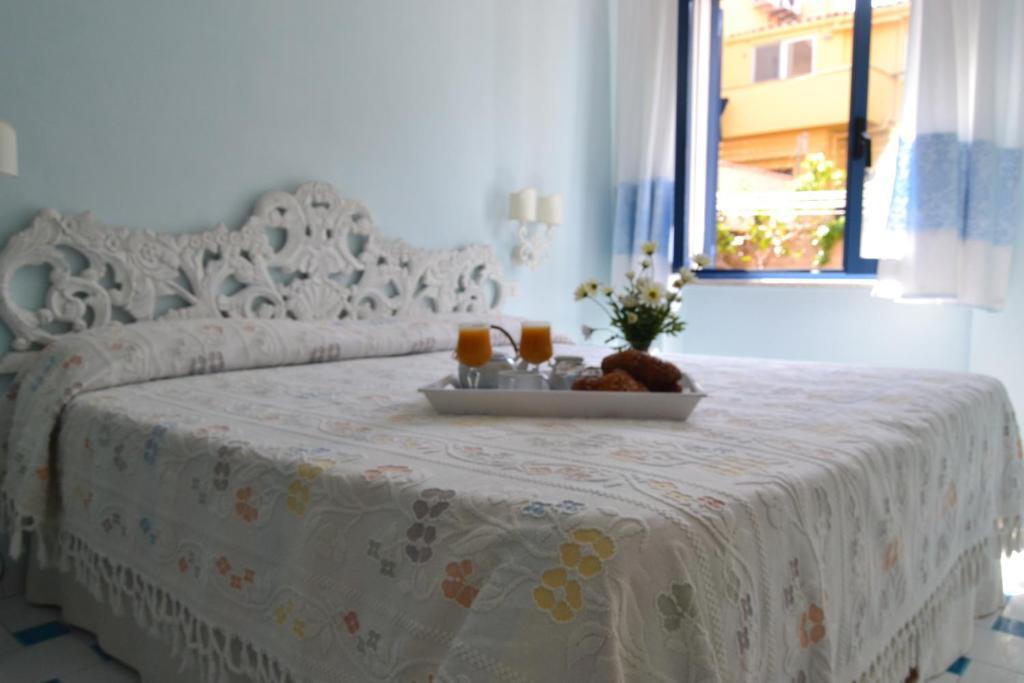 Hotel La Lampara Golfo Aranci Szoba fotó