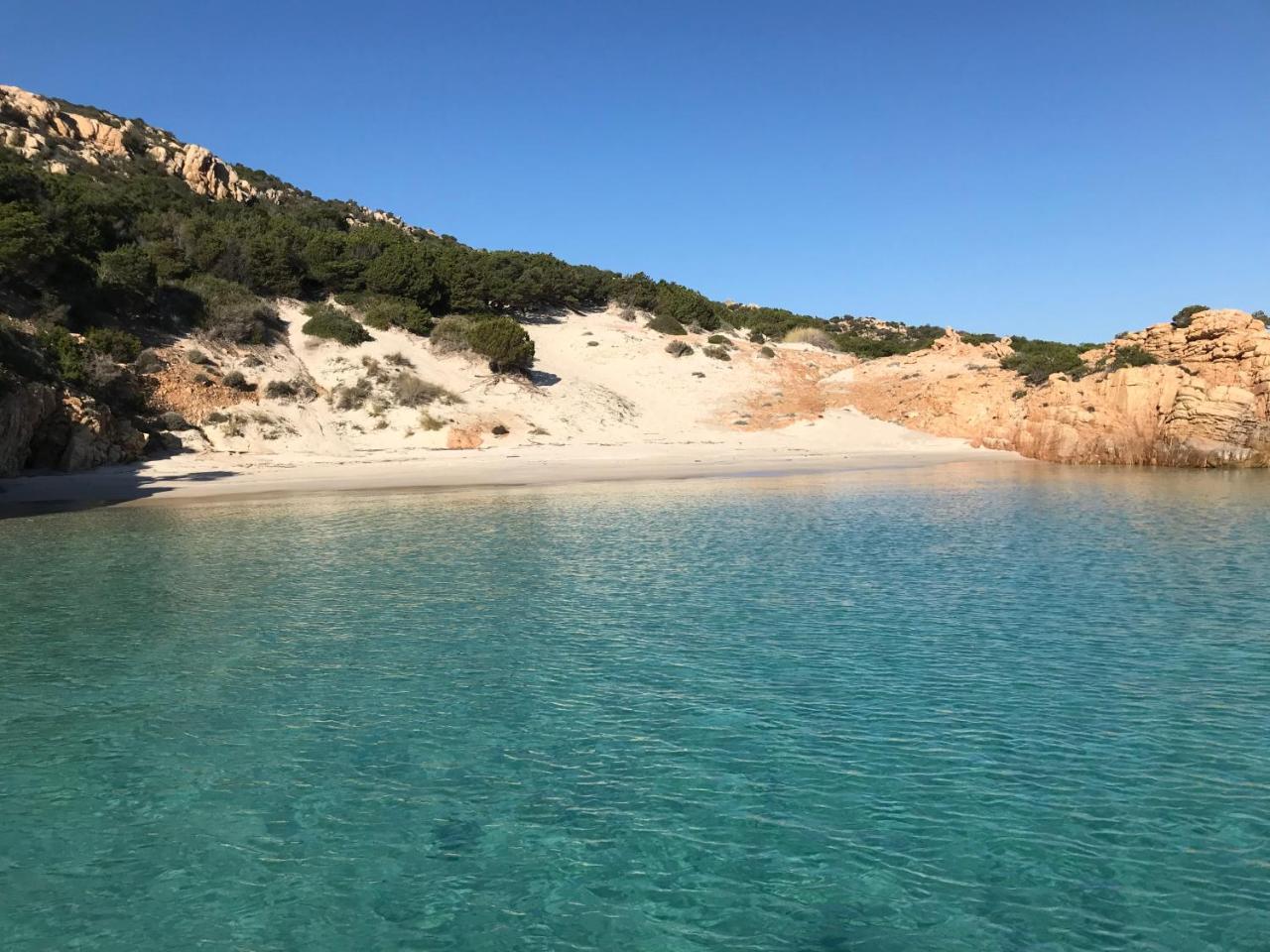 Hotel La Lampara Golfo Aranci Kültér fotó